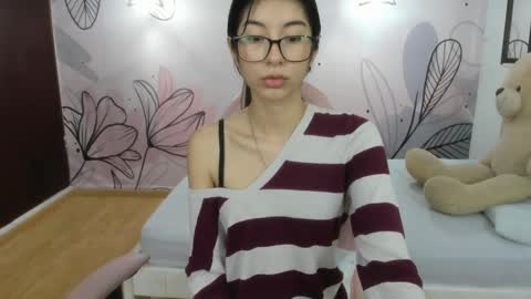 Mia Vanucci online show from 01-29-25, 03:12