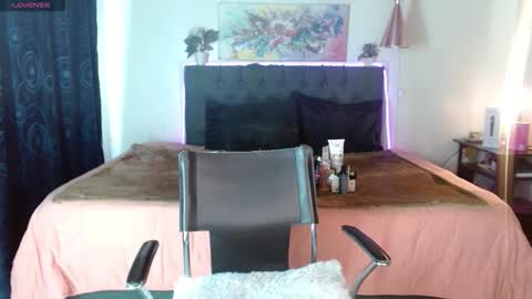 MIA  online show from 11-05-25, 01:44