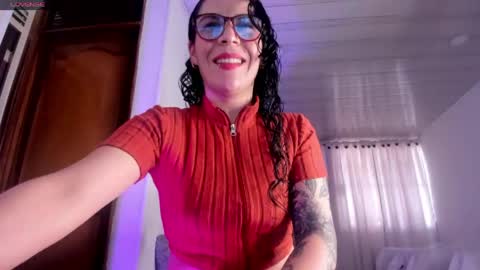 Snapshot of mia_velvet1 chatting on 06-01-26, 01:02 MIA online show from 06-01-26, 01:02