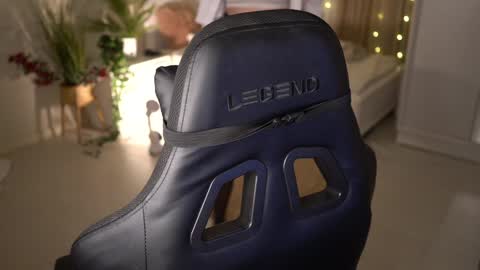 VixenMia online show from 01-10-25, 04:01