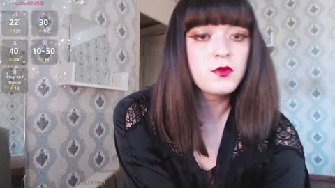 mia_wallase online show from 01-15-25, 12:04