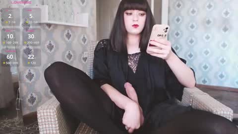 mia_wallase online show from 02-28-25, 11:36