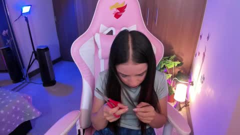 Snapshot of miaa_06 chatting on 01-16-26, 12:03 mia nicolle online show from 01-16-26, 12:03