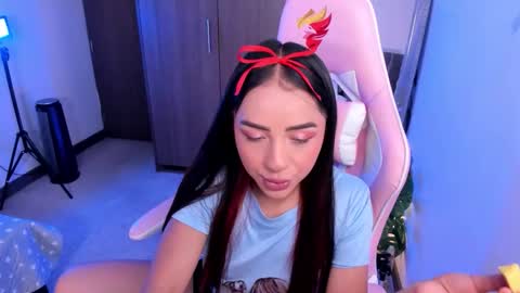 Snapshot of miaa_06 chatting on 02-14-26, 03:14 mia nicolle online show from 02-14-26, 03:14