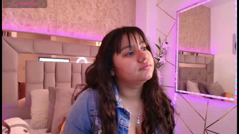 miaa_smiith1 online show from 01-20-25, 11:35