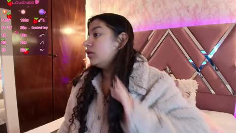 miaa_smiith1 online show from 01-27-25, 12:05