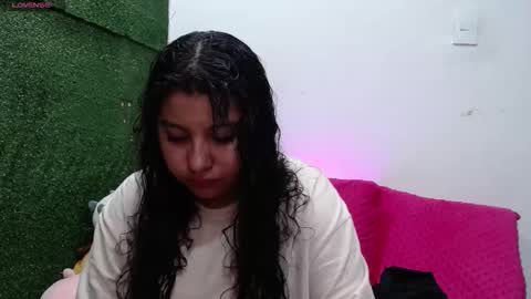 miaa_smiith1 online show from 11-05-25, 10:04