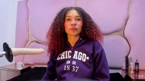 Snapshot of miaacarterss chatting on 06-30-26, 04:19 miaacarterss online show from 06-30-26, 04:19