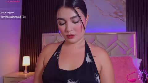 Snapshot of miaafarrel chatting on 07-20-26, 06:54 Miaa Farrel online show from 07-20-26, 06:54