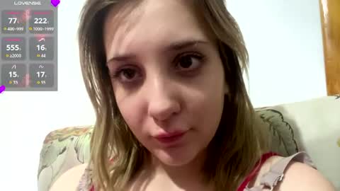 Hi guys Im Mia Im new here help me to figure out how everything works here xD online show from 07-02-26, 10:16