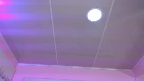 Snapshot of miaasmiith_ chatting on 11-14-25, 12:15 Alexandra online show from 11-14-25, 12:15