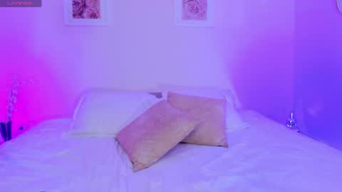 Snapshot of miaasummeer chatting on 05-13-26, 12:24 MiaaSummeer online show from 05-13-26, 12:24