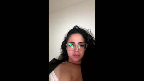 Snapshot of miacaliente777 chatting on 06-01-26, 12:45 miacaliente777 online show from 06-01-26, 12:45