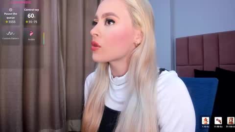 Snapshot of miacarperrlux chatting on 02-26-26, 08:52 MiaCarper online show from 02-26-26, 08:52