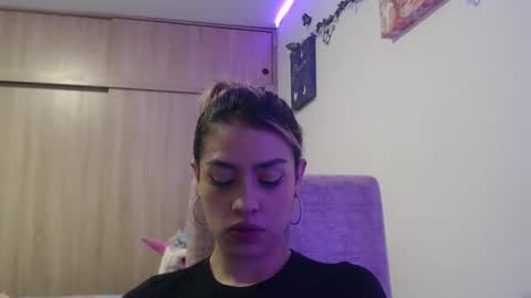 Miia  online show from 10-26-25, 03:34