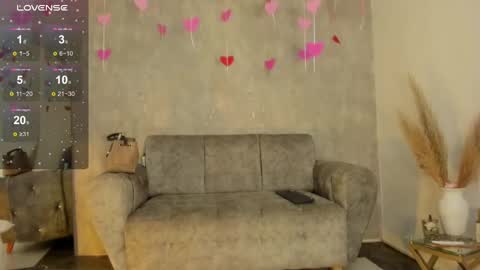 miacooper online show from 02-19-25, 12:22