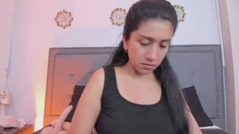 Snapshot of miafix chatting on 06-12-26, 02:10 Mia Carter Schedule 800 - 1430 gtm-5 online show from 06-12-26, 02:10