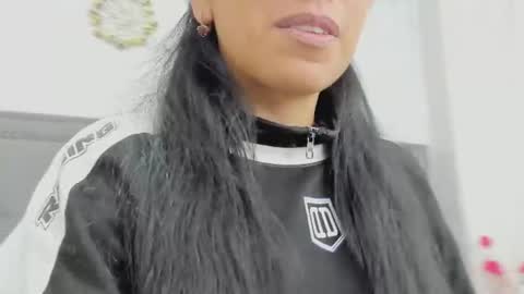 Snapshot of miafix chatting on 06-21-26, 10:34 Mia Carter Schedule 800 - 1430 gtm-5 online show from 06-21-26, 10:34
