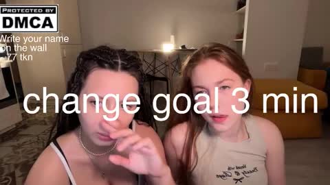 Mia online show from 03-26-26, 10:48