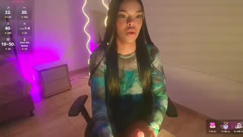 Mia online show from 09-15-25, 03:06