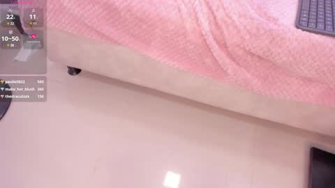 Snapshot of miagiorgia chatting on 01-09-25, 09:16 Mia online show from 01-09-25, 09:16
