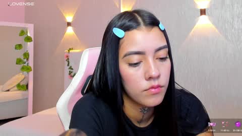 Mia Gomez online show from 01-30-25, 01:53