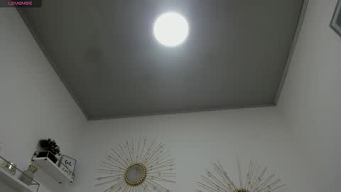 Miah Collins online show from 09-24-25, 07:28