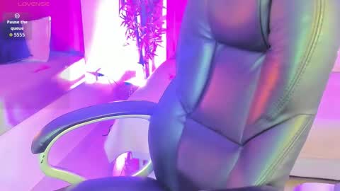 Mia Connor online show from 02-17-26, 08:04