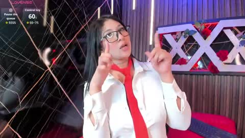 Snapshot of miah_palacio chatting on 05-29-26, 10:19 MIAH PALACIO online show from 05-29-26, 10:19