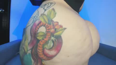 miah new independent model acount online show from 03-25-26, 04:18