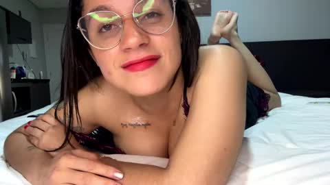 Ms Mia  Owner Of  Your Mind online show from 12-21-24, 03:25