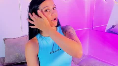 Snapshot of miahansson chatting on 05-25-26, 08:37 MIA online show from 05-25-26, 08:37