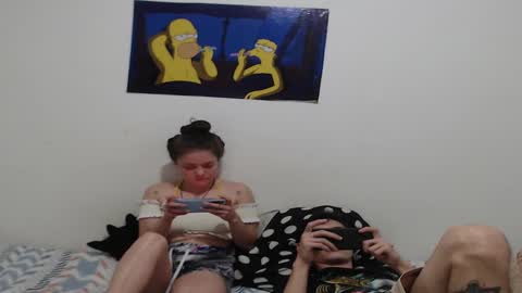 Snapshot of miahells chatting on 01-18-25, 11:44 Mia Sam online show from 01-18-25, 11:44