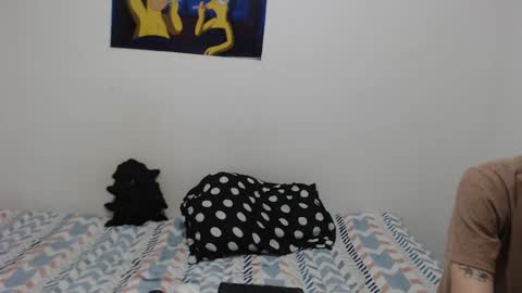 Snapshot of miahells chatting on 01-20-25, 03:37 Mia Sam online show from 01-20-25, 03:37