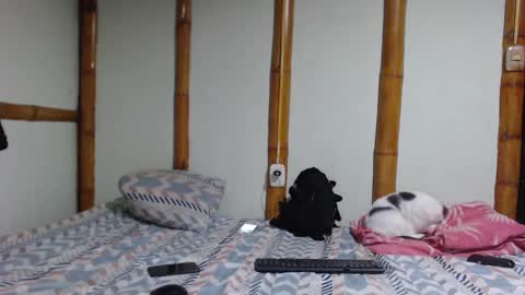 Snapshot of miahells chatting on 02-21-25, 01:11 Mia Sam online show from 02-21-25, 01:11