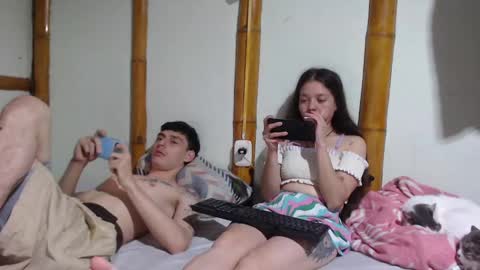 Snapshot of miahells chatting on 02-25-25, 12:47 Mia Sam online show from 02-25-25, 12:47