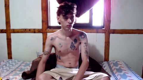 Mia  Sam online show from 11-21-25, 02:05