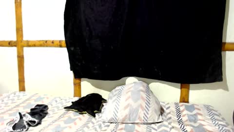 Mia  Sam online show from 12-22-25, 07:55