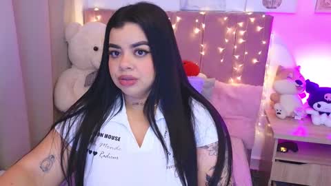 Snapshot of miahjoness chatting on 02-18-26, 02:07 Miah Joness online show from 02-18-26, 02:07