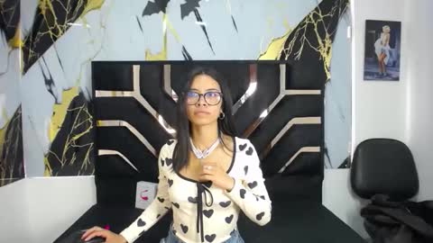 Snapshot of miahotcs chatting on 02-10-26, 02:10 miahotcs online show from 02-10-26, 02:10