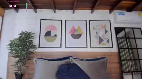 Snapshot of miakay1 chatting on 12-01-25, 03:44 Mia online show from 12-01-25, 03:44