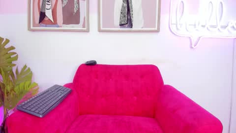 Mia Khalifa online show from 11-12-25, 03:40