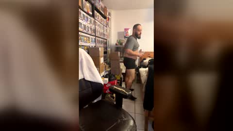 Mark online show from 04-20-26, 07:00