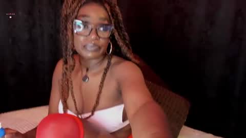 Mia online show from 07-23-26, 01:58