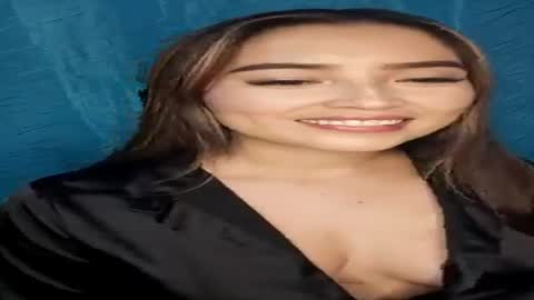 Snapshot of miakolins chatting on 08-01-26, 03:17 miakolins online show from 08-01-26, 03:17