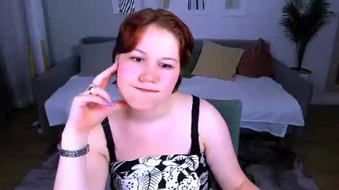 Snapshot of mialacrice chatting on 06-12-26, 06:40 mialacrice online show from 06-12-26, 06:40