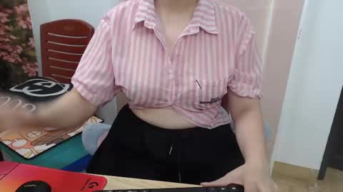 Snapshot of mialala205221 chatting on 10-02-25, 03:13 Mia online show from 10-02-25, 03:13