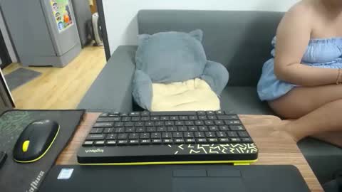 Snapshot of mialala205221 chatting on 10-13-25, 04:01 Mia online show from 10-13-25, 04:01