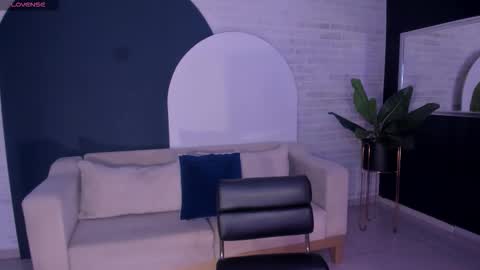 Call me Mia  online show from 03-13-26, 07:42