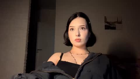 Snapshot of mialomon chatting on 07-04-26, 04:24 mialomon online show from 07-04-26, 04:24
